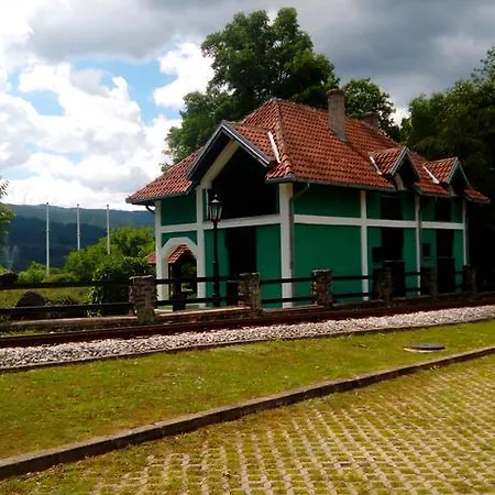 Planinska Kuca *